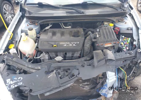 2013 Chrysler 200 Touring z USA, uszkodzony, nr VIN 1C3CCBBB6DN505830